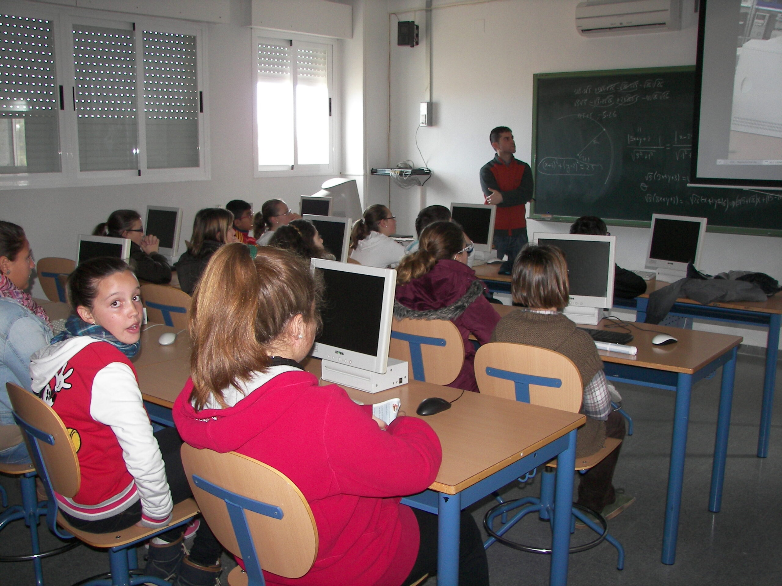 VISITA DEL COLEGIO AZORÍN