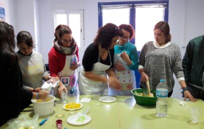 El AMPA prepara los tradicionales roscos navideños